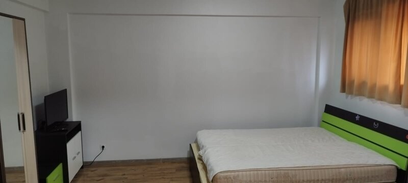 1 Mai, Grivitei, sector 1.